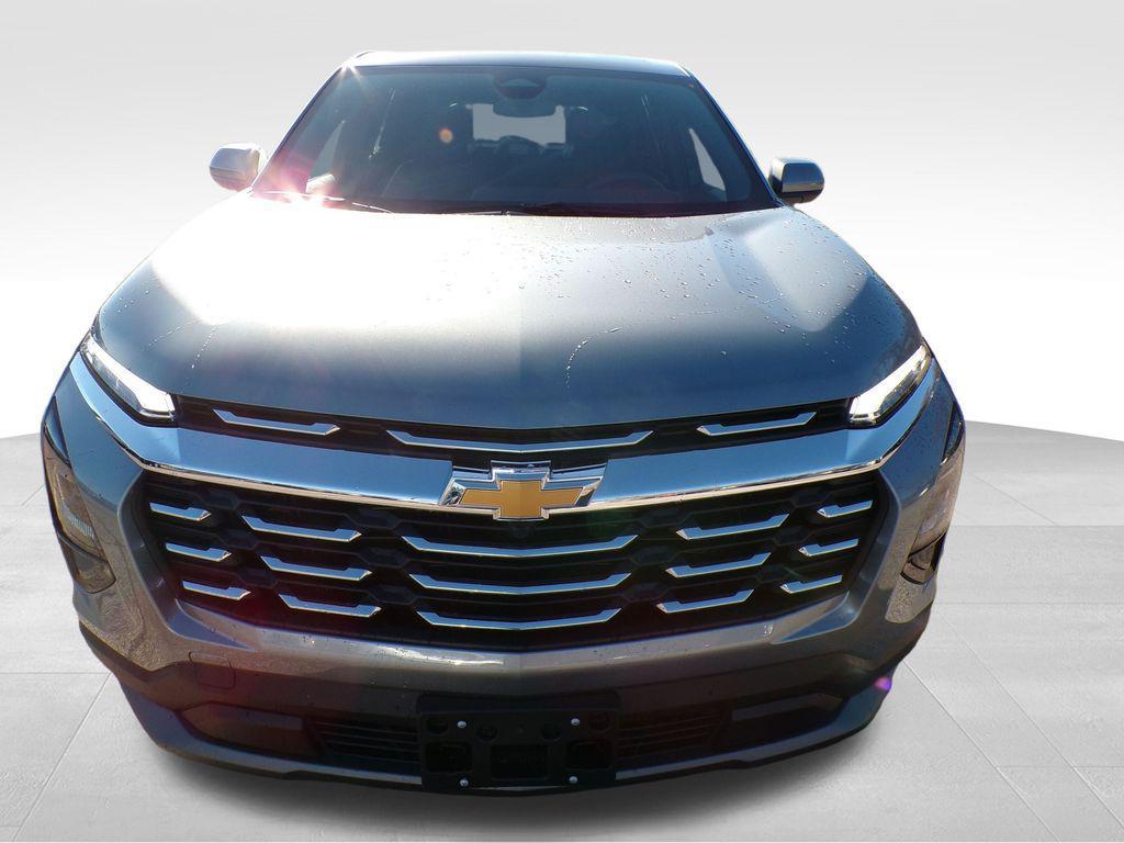 new 2026 Chevrolet Equinox car, priced at $31,390
