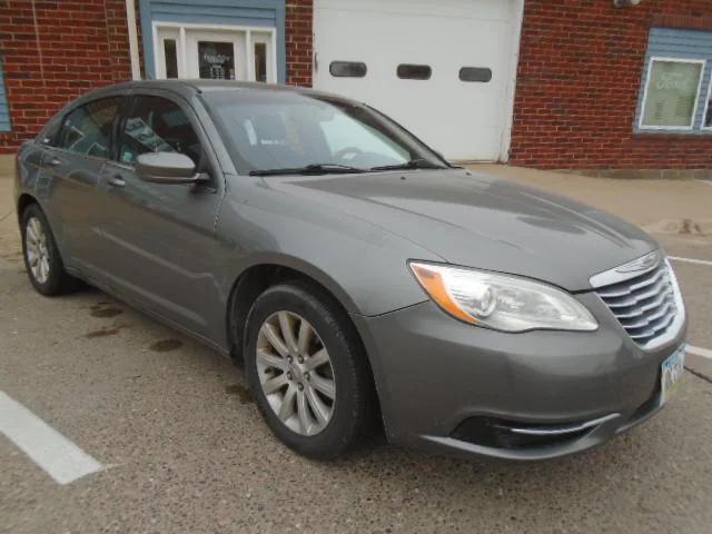 used 2013 Chrysler 200 car, priced at $3,995