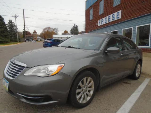 used 2013 Chrysler 200 car, priced at $3,995