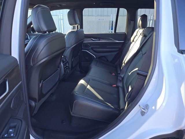 new 2026 Jeep Grand Cherokee car, priced at $47,500