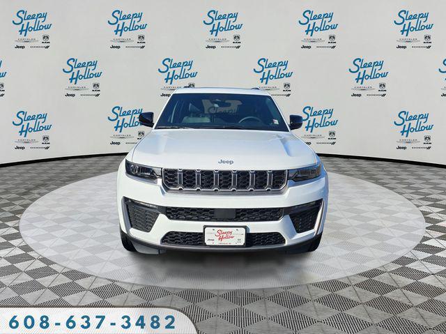 new 2026 Jeep Grand Cherokee car, priced at $47,500