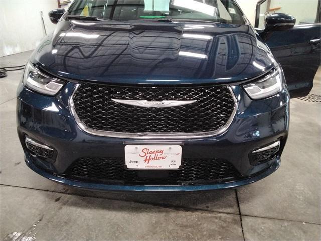 used 2022 Chrysler Pacifica car, priced at $23,992