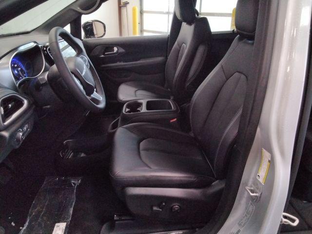 new 2026 Chrysler Pacifica car, priced at $47,596
