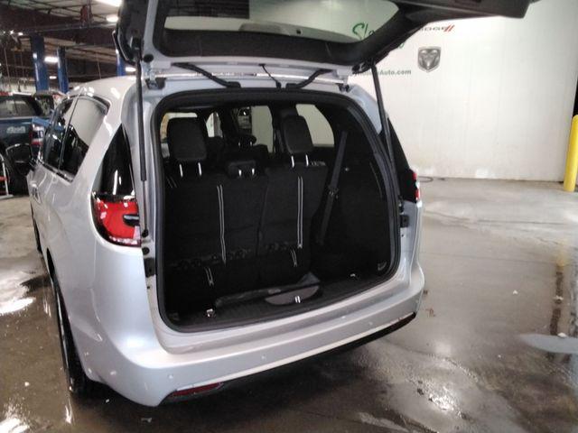 new 2026 Chrysler Pacifica car, priced at $47,596