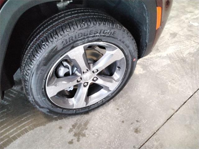 new 2026 Jeep Grand Cherokee car, priced at $47,582