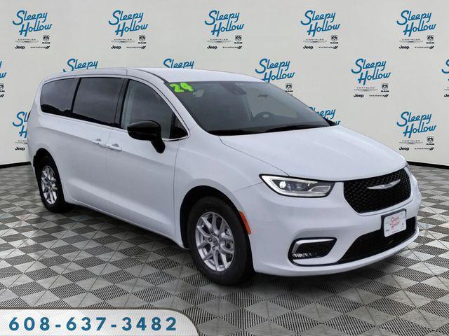 used 2024 Chrysler Pacifica car, priced at $26,994