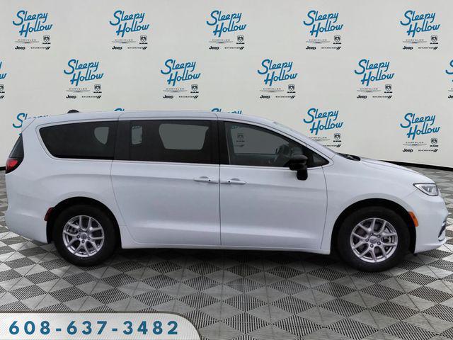 used 2024 Chrysler Pacifica car, priced at $26,994