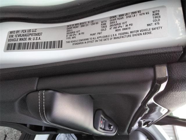 used 2023 Jeep Grand Cherokee L car, priced at $31,983