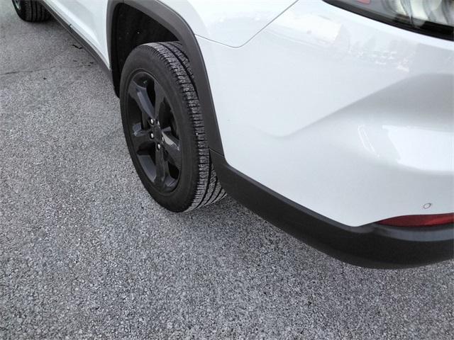 used 2023 Jeep Grand Cherokee L car, priced at $31,983