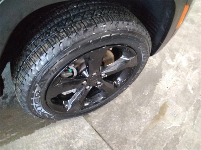 used 2024 Jeep Grand Cherokee L car, priced at $35,994