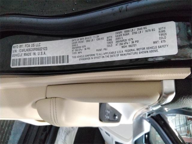 used 2024 Jeep Grand Cherokee L car, priced at $35,994