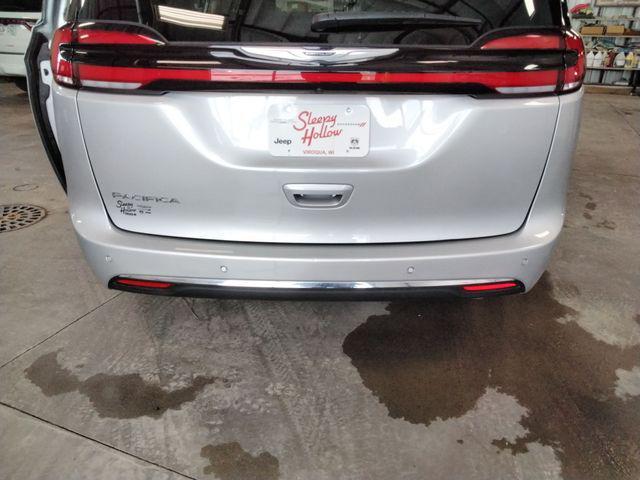 used 2024 Chrysler Pacifica car, priced at $31,494