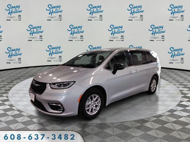 used 2024 Chrysler Pacifica car, priced at $31,494