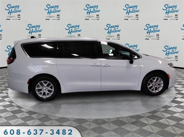 used 2025 Chrysler Pacifica car, priced at $33,965