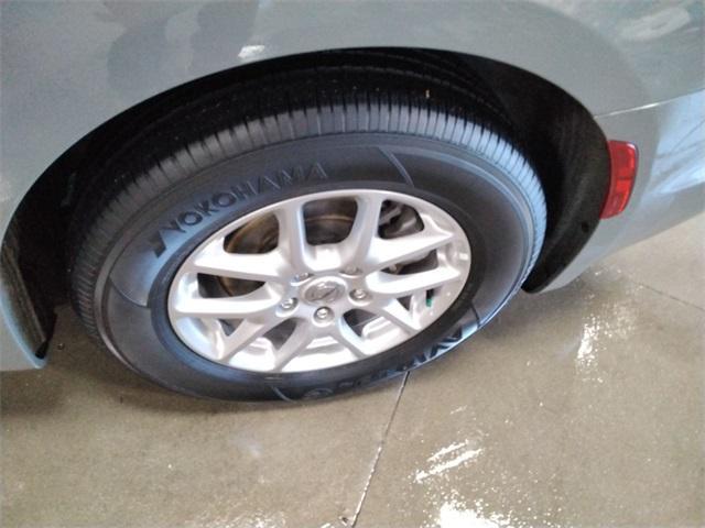 used 2025 Chrysler Pacifica car, priced at $29,985