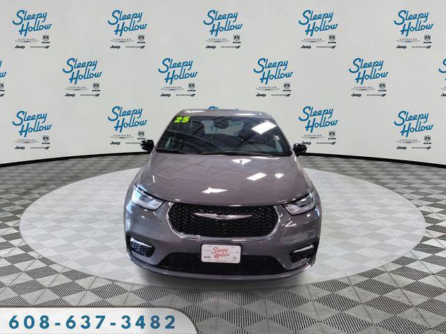 used 2025 Chrysler Pacifica car, priced at $29,485