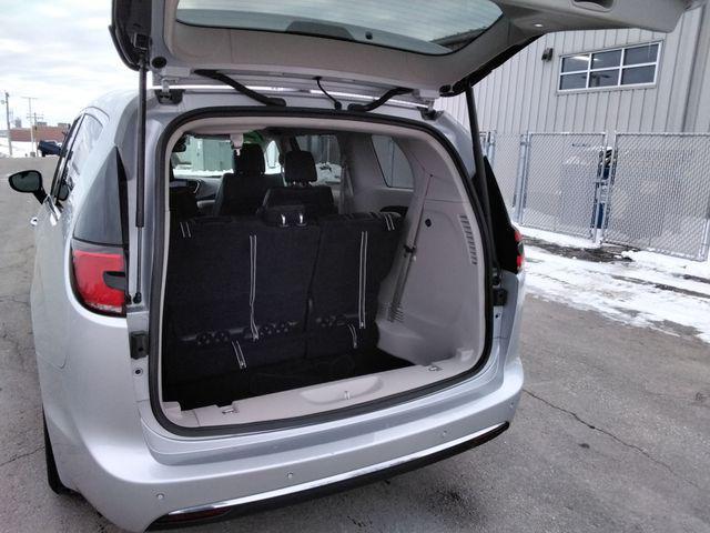 used 2024 Chrysler Pacifica car, priced at $27,994