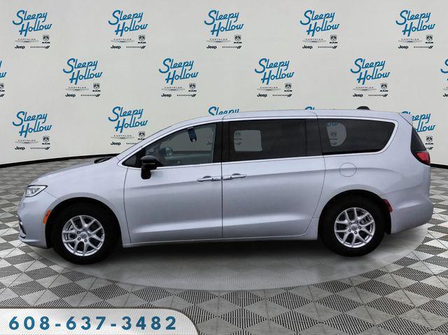 used 2024 Chrysler Pacifica car, priced at $27,994