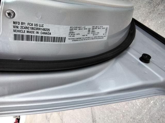 used 2024 Chrysler Pacifica car, priced at $27,994