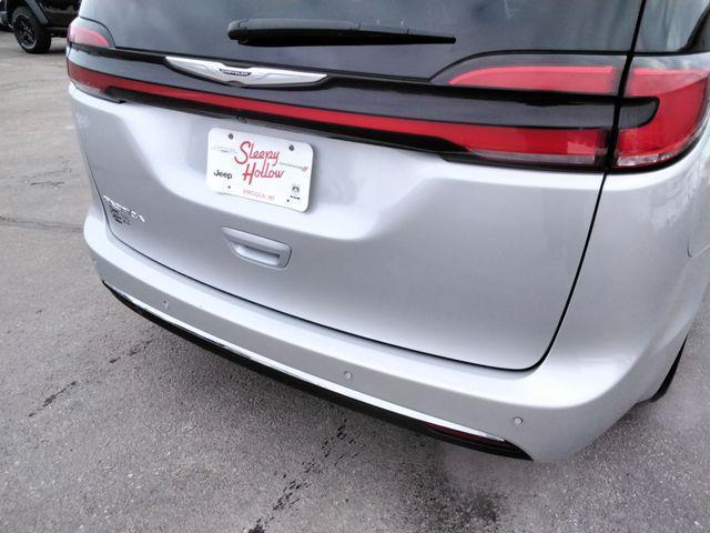 used 2024 Chrysler Pacifica car, priced at $27,994