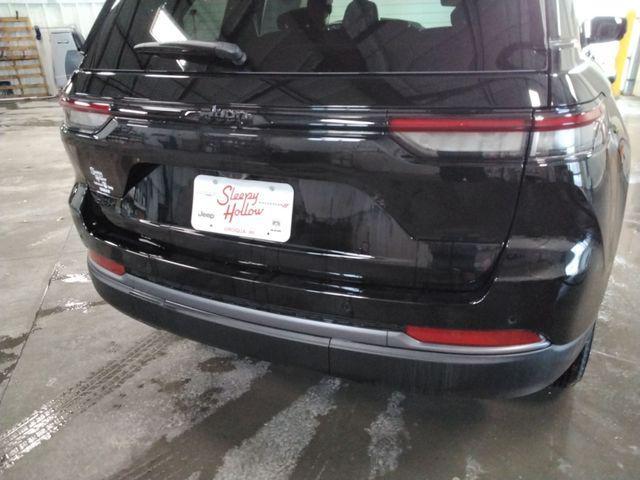 new 2026 Jeep Grand Cherokee car, priced at $48,000