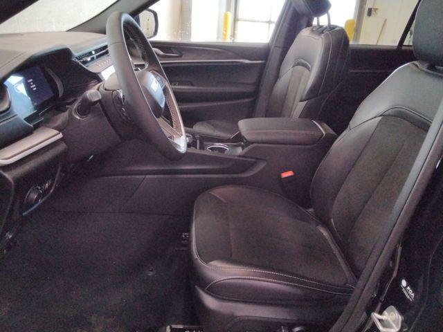 new 2026 Jeep Grand Cherokee car, priced at $48,000