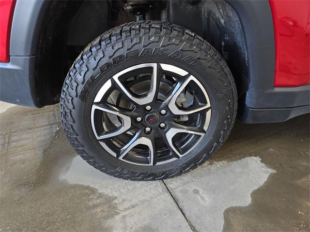 used 2025 Jeep Compass car, priced at $26,995