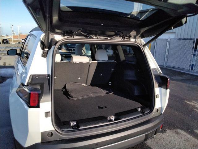 used 2026 Jeep Cherokee car, priced at $38,996