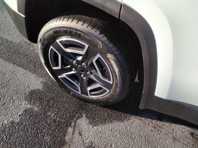 used 2026 Jeep Cherokee car, priced at $38,996