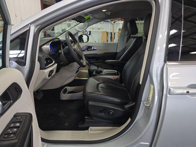 used 2024 Chrysler Pacifica car, priced at $28,484