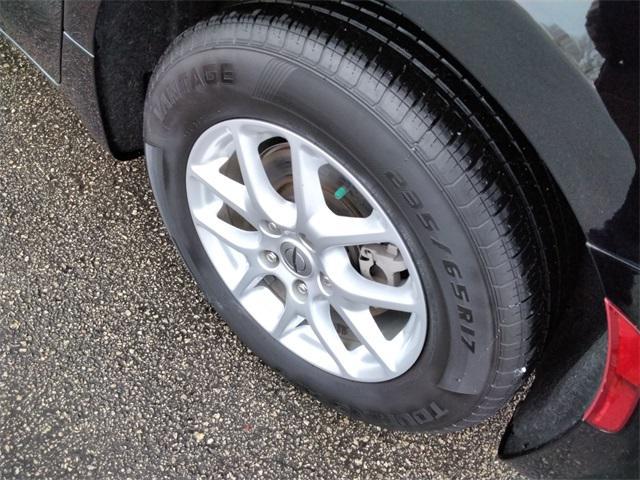 used 2024 Chrysler Pacifica car, priced at $28,984