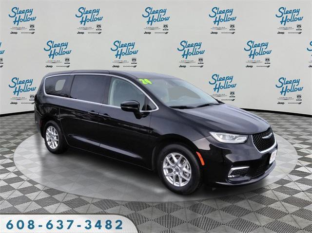used 2024 Chrysler Pacifica car, priced at $28,984