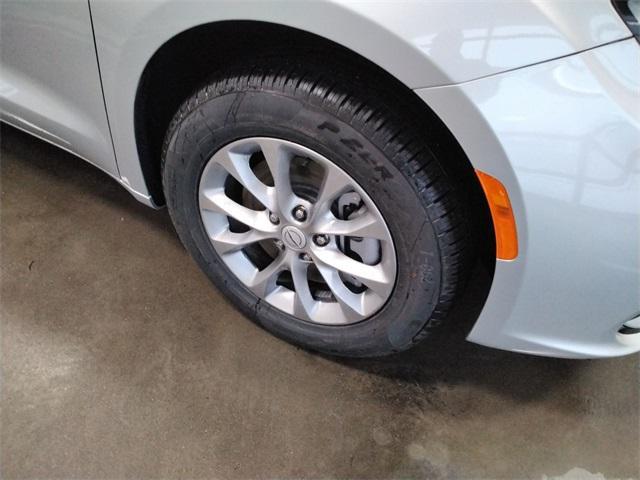 new 2026 Chrysler Pacifica car, priced at $48,739