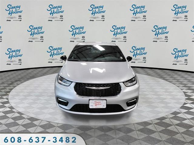 new 2026 Chrysler Pacifica car, priced at $48,739