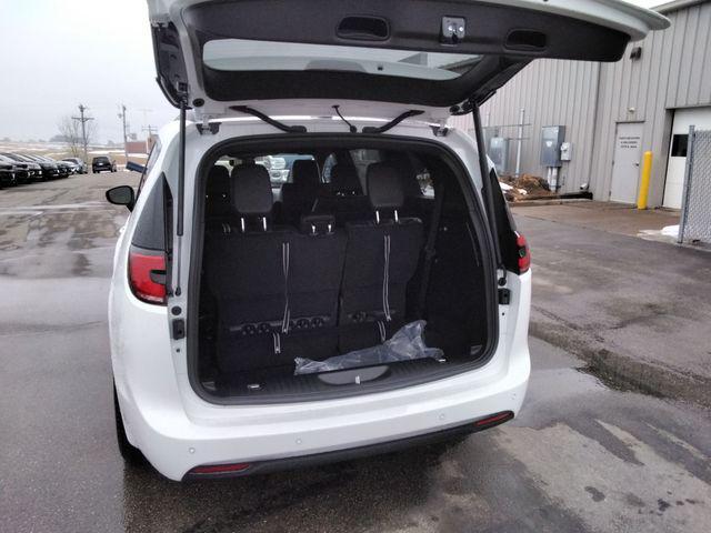 new 2026 Chrysler Pacifica car, priced at $49,529