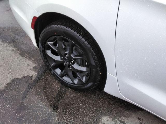 new 2026 Chrysler Pacifica car, priced at $49,529