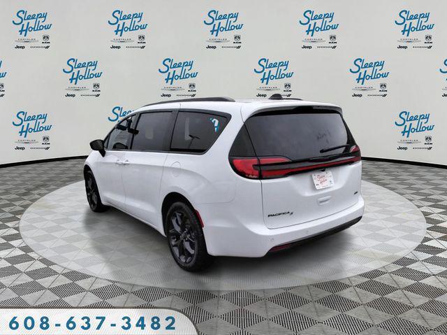 new 2026 Chrysler Pacifica car, priced at $49,529
