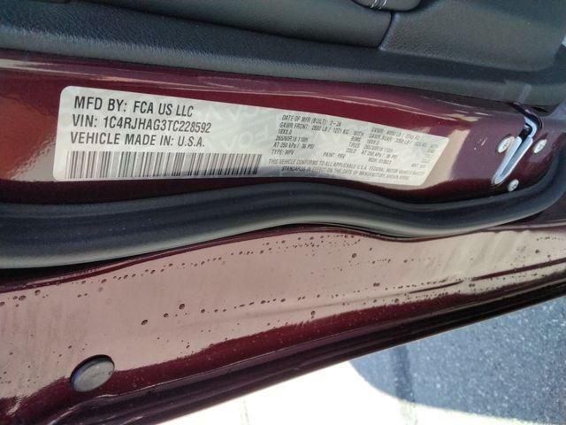 new 2026 Jeep Grand Cherokee car, priced at $43,049