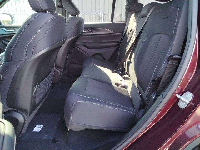 new 2026 Jeep Grand Cherokee car, priced at $43,049