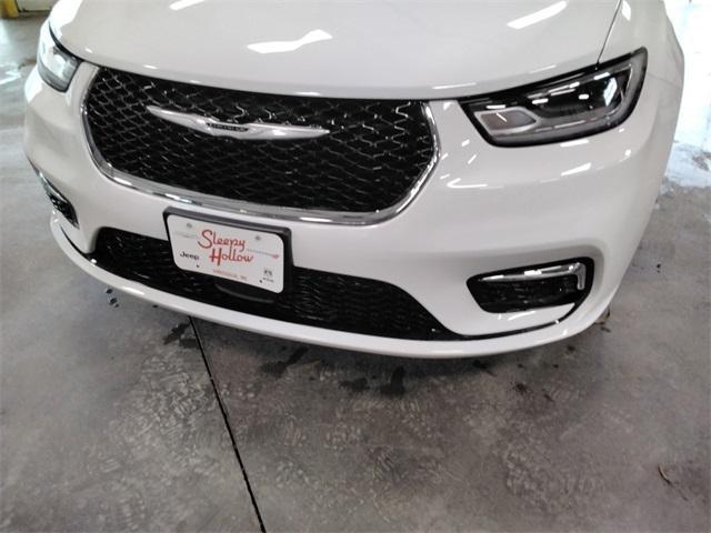 new 2026 Chrysler Pacifica car, priced at $48,293