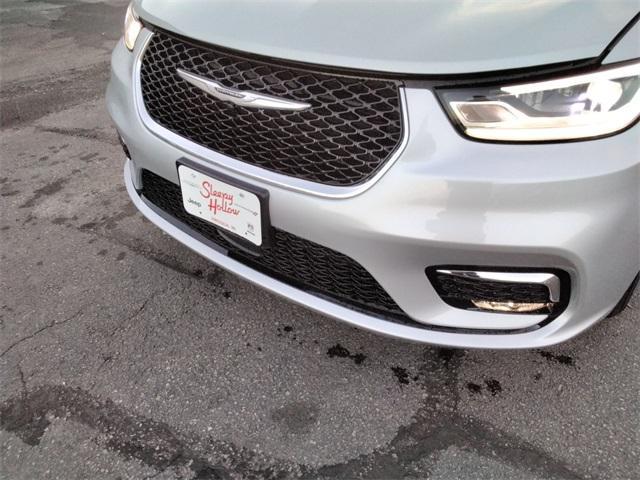 new 2026 Chrysler Pacifica car, priced at $44,850