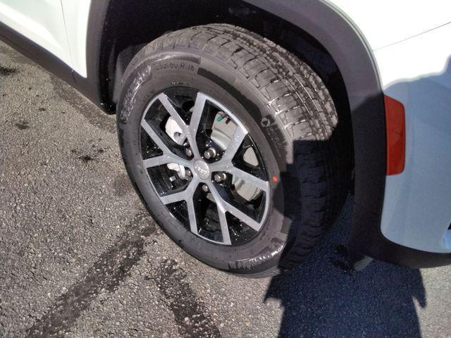 new 2025 Jeep Grand Cherokee car, priced at $46,850