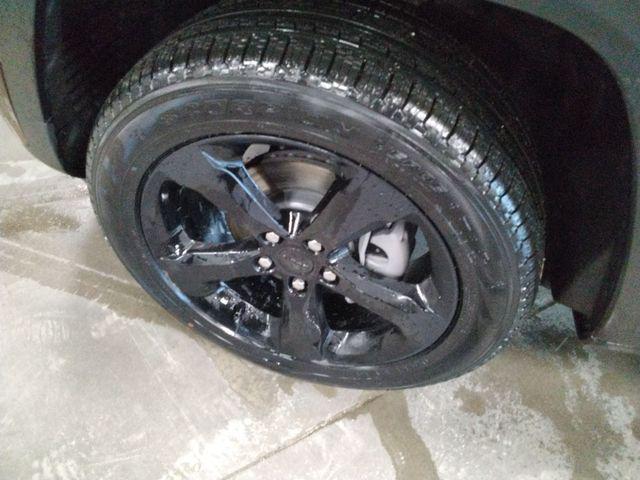 new 2026 Jeep Grand Cherokee car, priced at $48,500