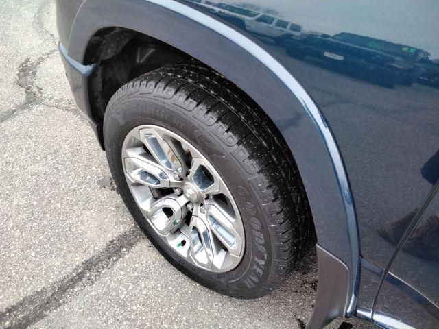 used 2021 Ram 1500 car, priced at $34,991