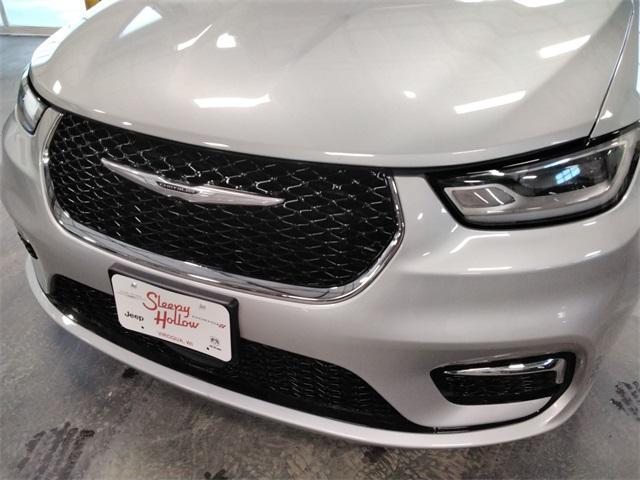 used 2024 Chrysler Pacifica car, priced at $29,464