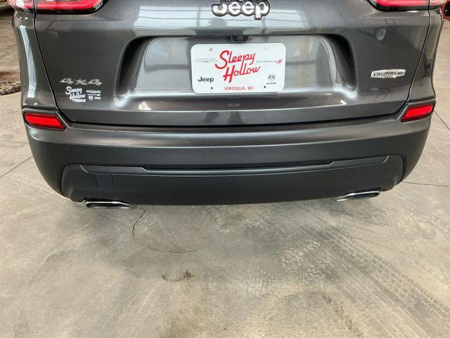 used 2022 Jeep Cherokee car, priced at $23,992