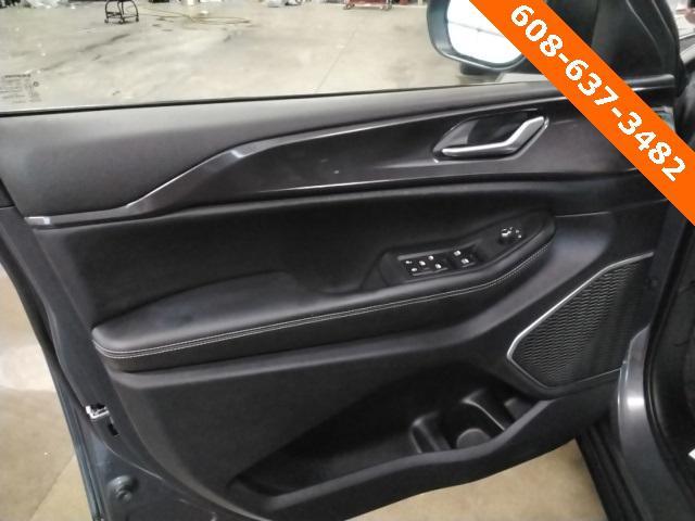 used 2022 Jeep Grand Cherokee L car