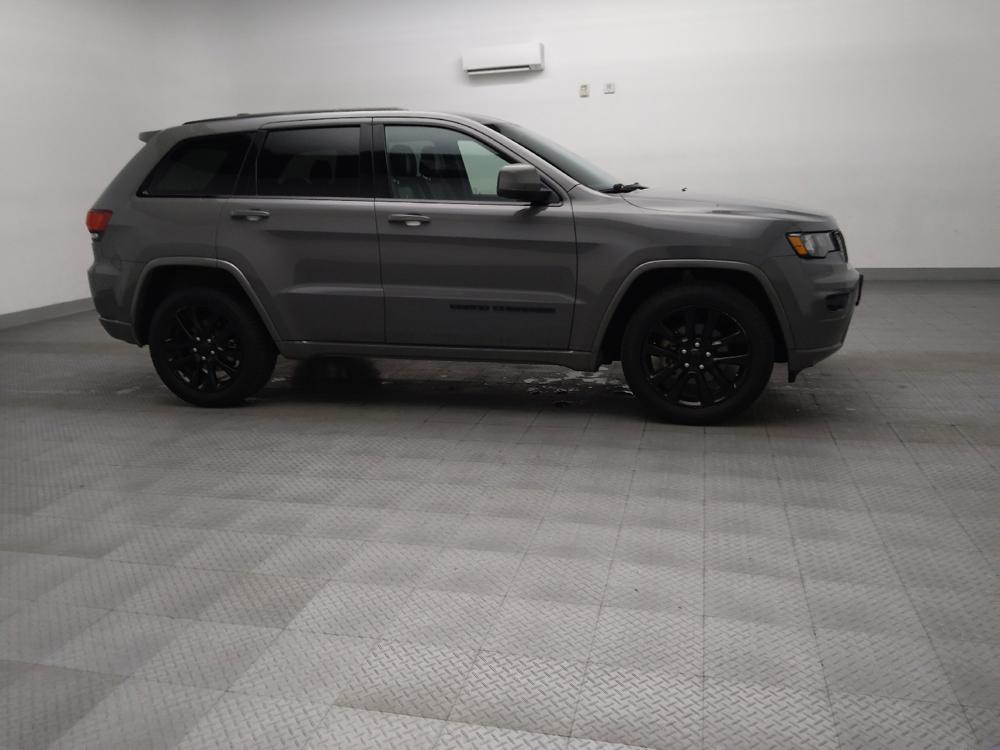 used 2019 Jeep Grand Cherokee car, priced at $18,895