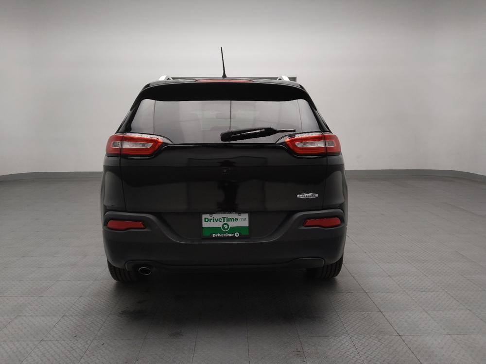 used 2018 Jeep Cherokee car, priced at $13,695