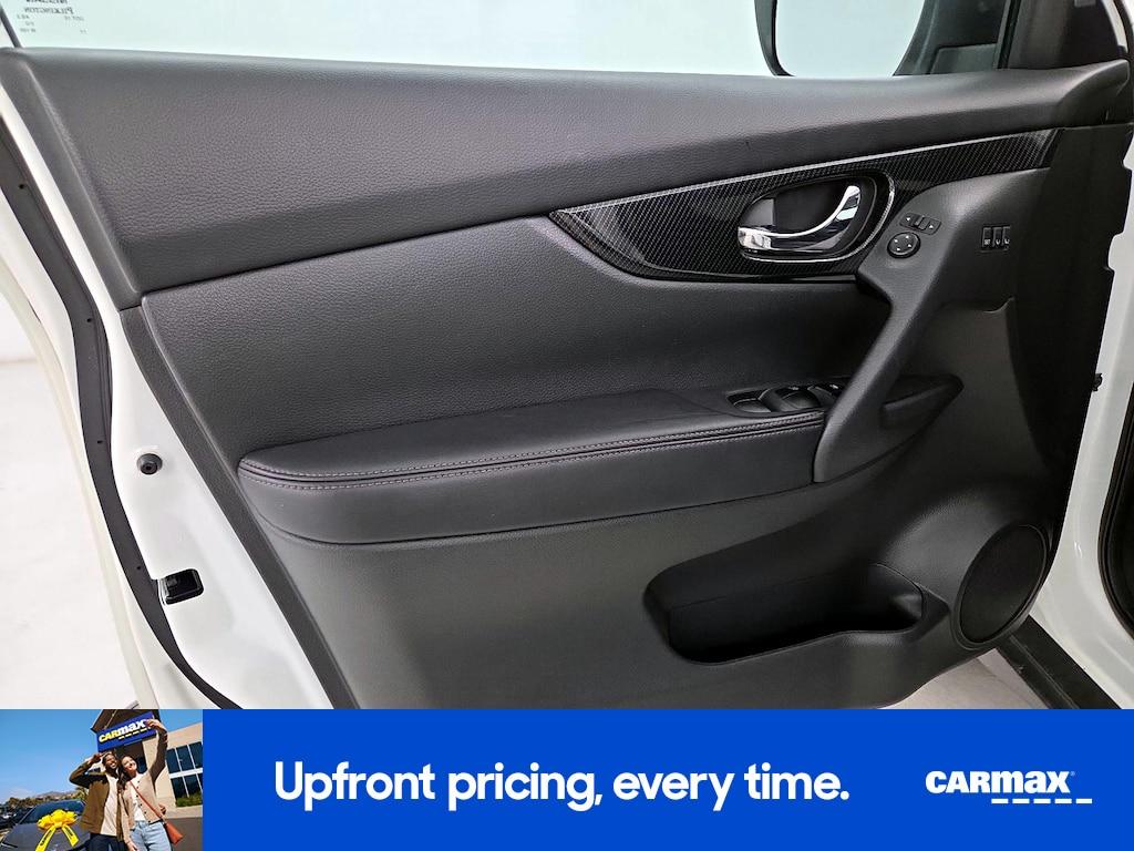 used 2017 Nissan Rogue car, priced at $14,998